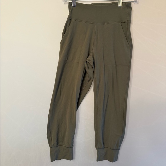 LULULEMON ALIGN HIGH RISE YOGA JOGGER SAGE SIZE 4 - Picture 6 of 9